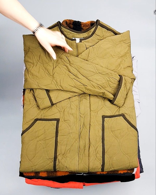 Фотография  632 - Верхняя одежда AMAZON жен 015#10 кг, ЛОТ №7712 оптом в Майкопе и Адыгее