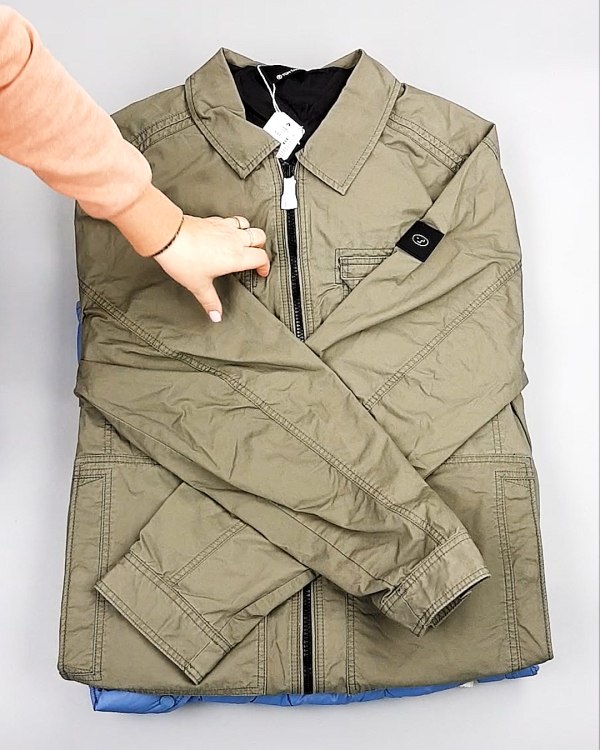 Фотография  293 - Верхняя одежда весна TOM TAILOR 124#7,8 кг, ЛОТ №7581 оптом в Майкопе и Адыгее