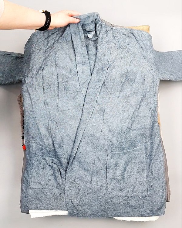 Фотография  718 - Кардиганы СТОК CAN 084#7 кг, ЛОТ №7673 оптом в Майкопе и Адыгее