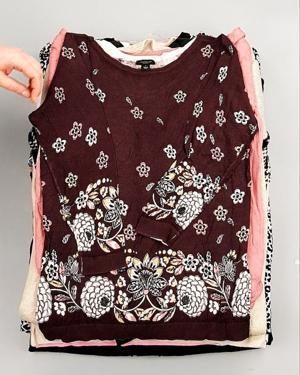 Фотография  807 - Джемпера легкие СТОК CAN 084#7 кг, ЛОТ №7632 оптом в Майкопе и Адыгее