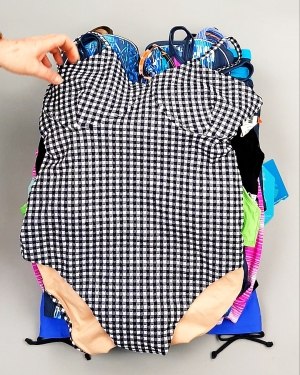 Фотография  373 - Купальники СТОК CAN 124#5 кг, ЛОТ №7689 оптом в Майкопе и Адыгее