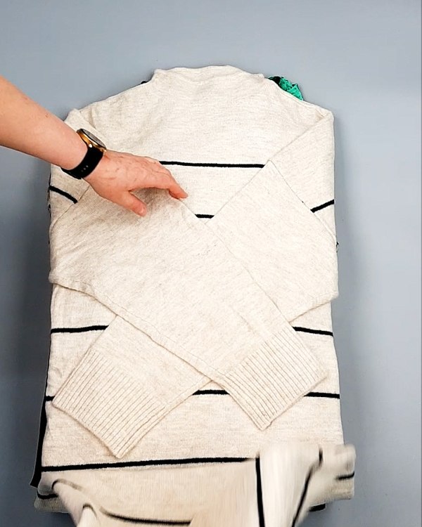 Фотография  137 - Платья СТОК CAN зима 084#7 кг, ЛОТ №7826 оптом в Майкопе и Адыгее