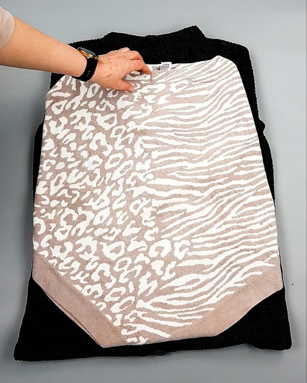 Фотография  938 - Джемпера СТОК CAN 084#7 кг, ЛОТ №7648 оптом в Майкопе и Адыгее