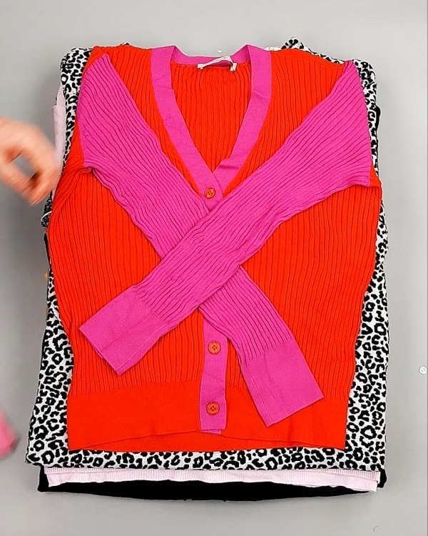 Фотография  733 - Джемпера легкие СТОК CAN 084#7 кг, ЛОТ №7632 оптом в Майкопе и Адыгее