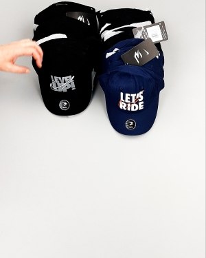 Фотография  465 - Кепки детские CAN 084#5 кг, ЛОТ №7965 оптом в Майкопе и Адыгее