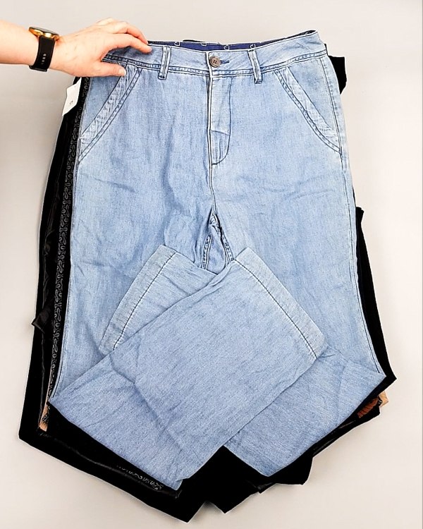 Фотография  364 - Брюки женские лето C&A 025#10 кг, ЛОТ №7894 оптом в Майкопе и Адыгее