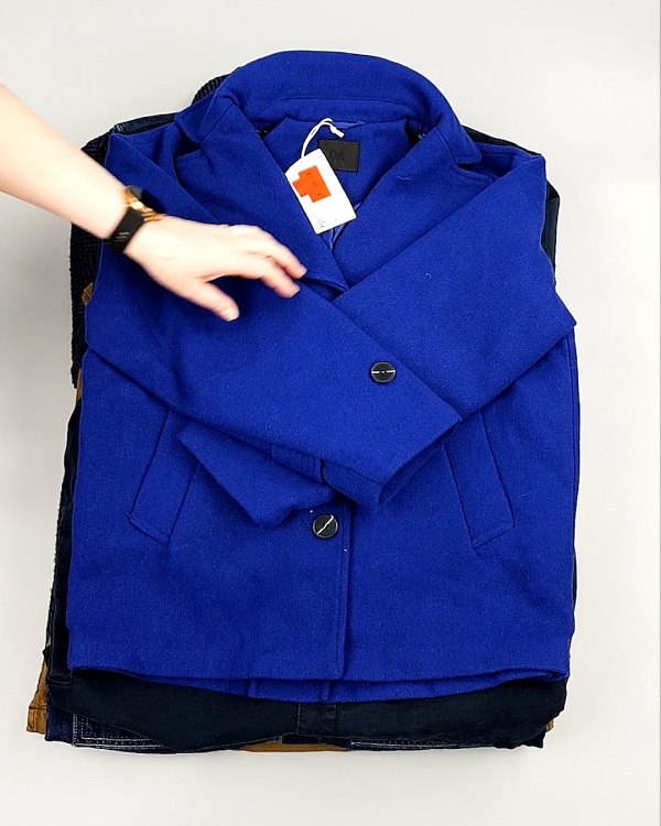 Фотография  698 - Ветровки м/ж C&A 025#10 кг, ЛОТ №7863 оптом в Майкопе и Адыгее