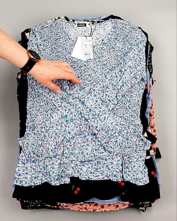 Фотография  544 - Блузки Bestseller 44#5 кг оптом в Майкопе и Адыгее