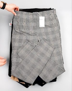 Фотография  461 - Брюки женские лето C&A 025#10 кг оптом в Майкопе и Адыгее