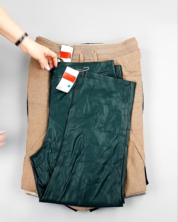 Фотография  339 - Брюки женские зима C&A 025#10 кг, ЛОТ №7910 оптом в Майкопе и Адыгее