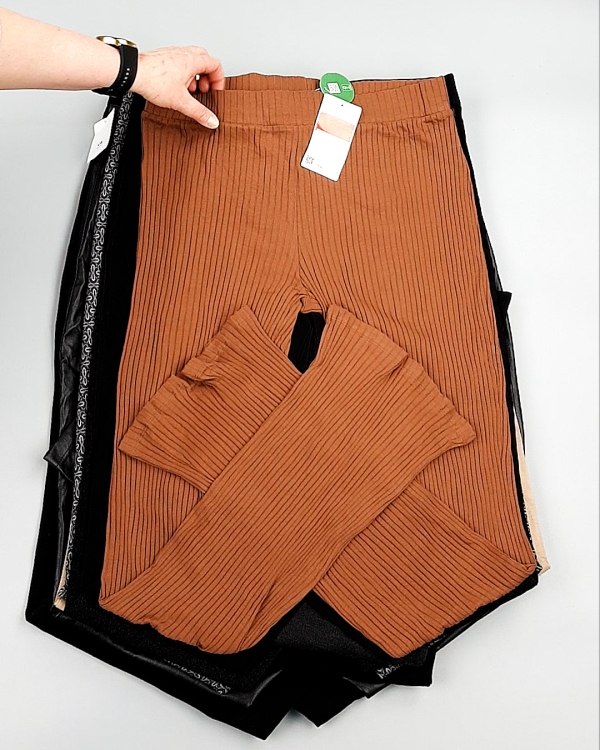 Фотография  212 - Брюки женские лето C&A 025#10 кг, ЛОТ №7894 оптом в Майкопе и Адыгее