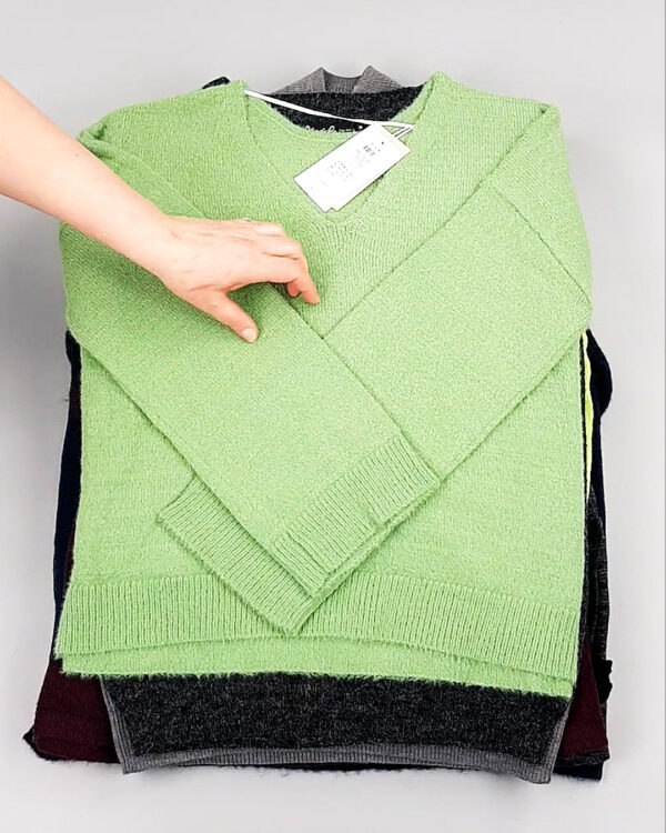 Фотография  798 - Джемпера легкие Bestseller+DK 035#7 кг, ЛОТ №8254 оптом в Майкопе и Адыгее