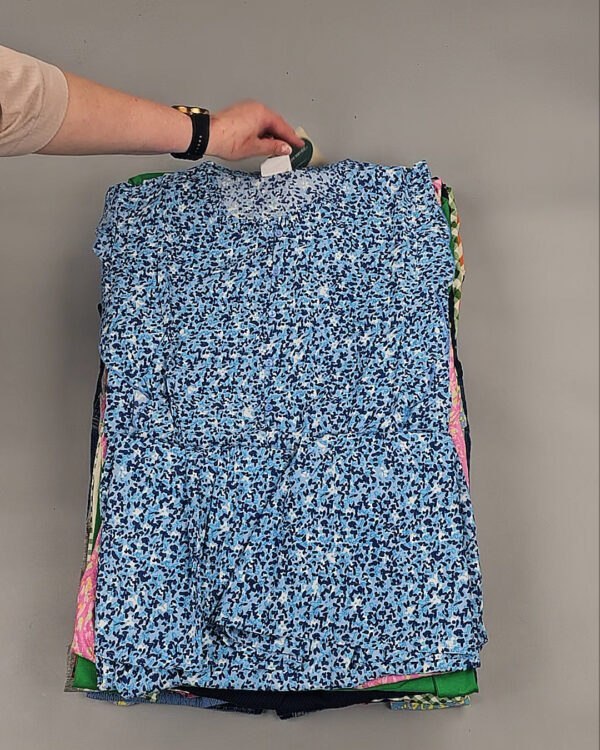 Фотография  747 - MAMA LICIOUS Summer 045 mix#16 кг, ЛОТ №8442 оптом в Майкопе и Адыгее