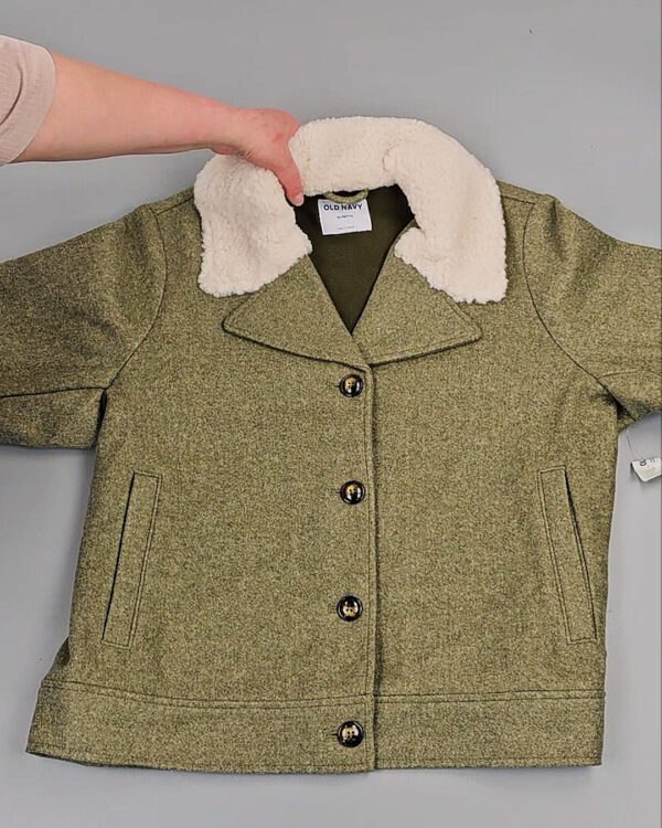 Фотография  265 - CANADA mix 084#50 кг, ЛОТ №8336 оптом в Майкопе и Адыгее