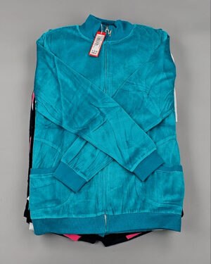 Купить Спортивные костюмы  AD83#4 шт, ЛОТ №8637 оптом в Майкопе и Адыгее