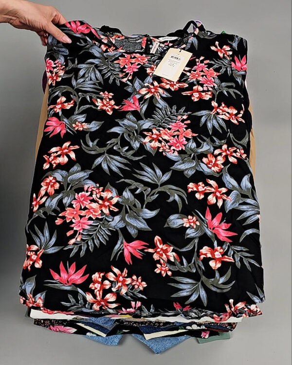 Фотография  707 - ONLY Summer mix 045#15 кг, ЛОТ №8455 оптом в Майкопе и Адыгее