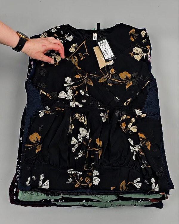 Фотография  525 - Платья VERO MODA Summer 045#4,1 кг, ЛОТ №8558 оптом в Майкопе и Адыгее