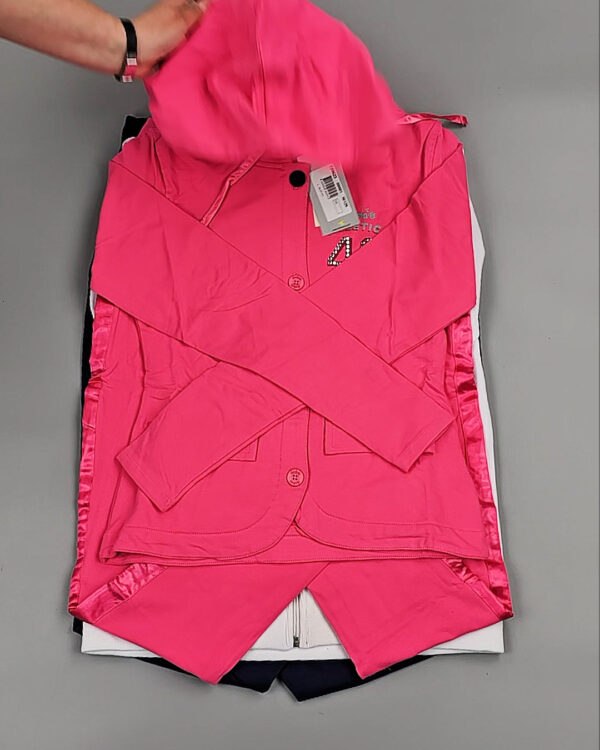 Фотография  790 - Спортивные костюмы  AD83#4 шт, ЛОТ №8637 оптом в Майкопе и Адыгее