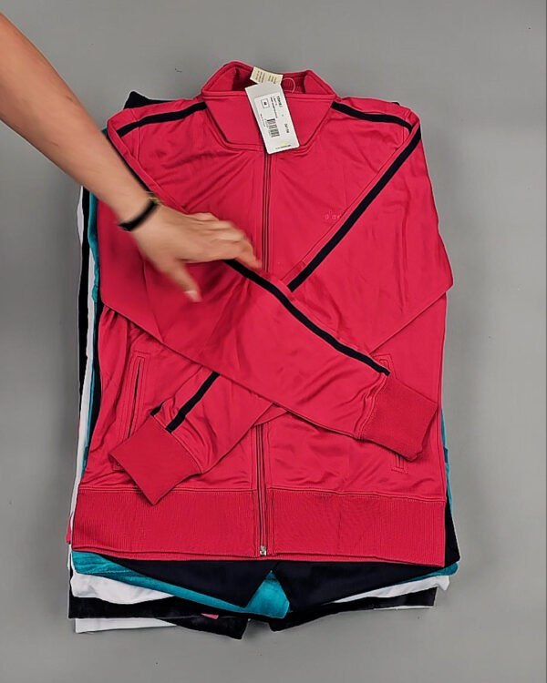 Фотография  953 - Спортивные костюмы  AD83#10 шт, ЛОТ №8639 оптом в Майкопе и Адыгее