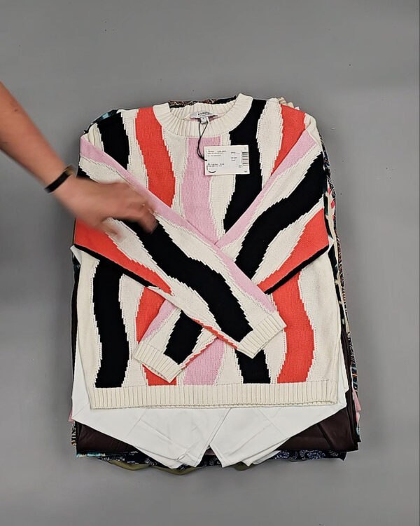 Фотография  838 - B.YOUNG Summer mix 045#15 кг, ЛОТ №8570 оптом в Майкопе и Адыгее