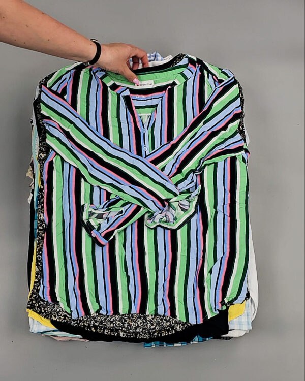 Фотография  838 - Блузки S#10 кг, ЛОТ № ВК0104 оптом в Майкопе и Адыгее