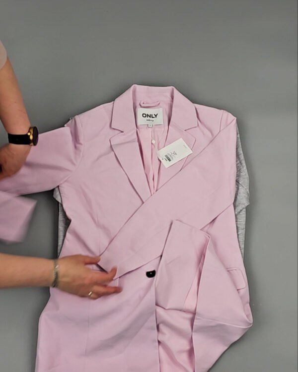 Фотография  231 - ONLY Summer mix 045#15 кг, ЛОТ №8516 оптом в Майкопе и Адыгее