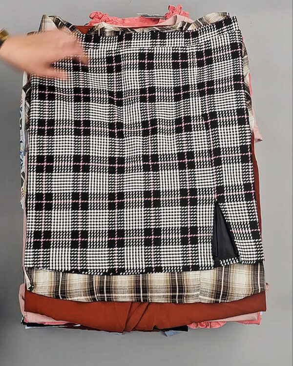 Фотография  654 - GEORGE+ARCADIA mix S AD16#10 кг, ЛОТ №8882 оптом в Майкопе и Адыгее