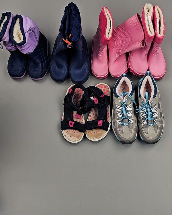 Фотография  662 - Обувь детская Summer Autlet#6 кг, ЛОТ № ВК0128 оптом в Майкопе и Адыгее