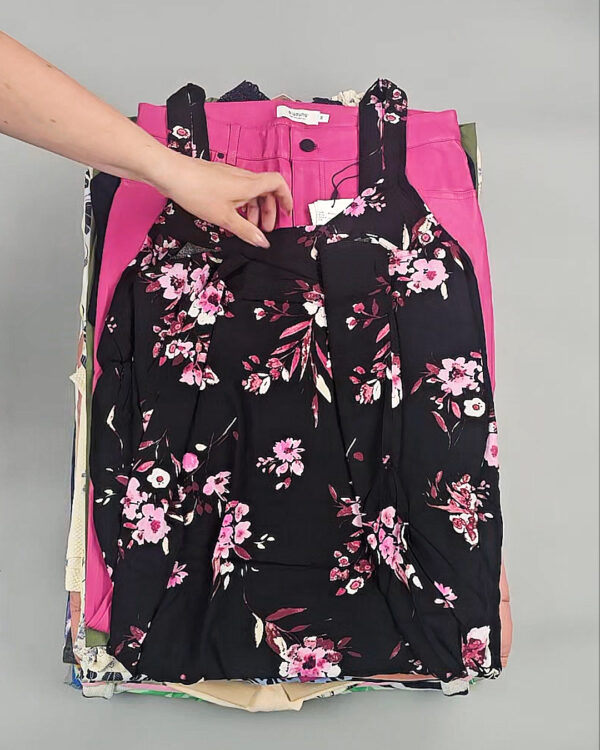 Фотография  410 - B.YOUNG Summer mix 045#17 кг оптом в Майкопе и Адыгее