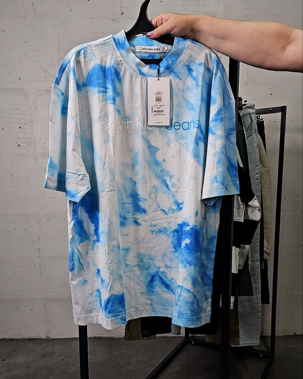 Фотография  732 - LACOSTE, CALVIN KLEIN, TOMMY HILFIGER, GUESS + 075#20 шт, ЛОТ №9072 оптом в Майкопе и Адыгее