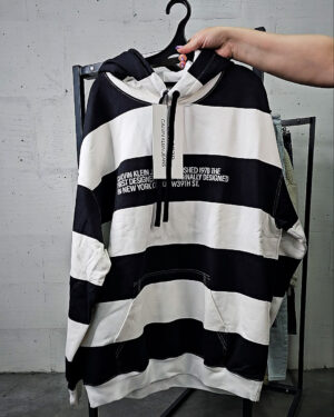 Фотография  883 - LACOSTE, CALVIN KLEIN, TOMMY HILFIGER, GUESS + 075#20 шт, ЛОТ №9072 оптом в Майкопе и Адыгее