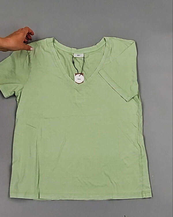 Фотография  605 - Футболки DK COMPANY 045 B#5,6 кг, ЛОТ №9088 оптом в Майкопе и Адыгее