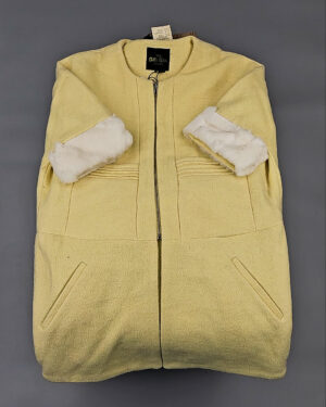 Купить Верхняя одежда Корея 085#15 кг, ЛОТ № СТ-9249 оптом в Майкопе и Адыгее