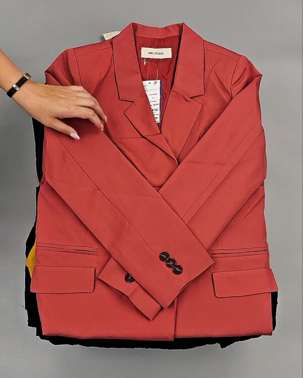 Фотография  932 - Жакеты Корея 085#10 кг, ЛОТ № СТ-9237 оптом в Майкопе и Адыгее