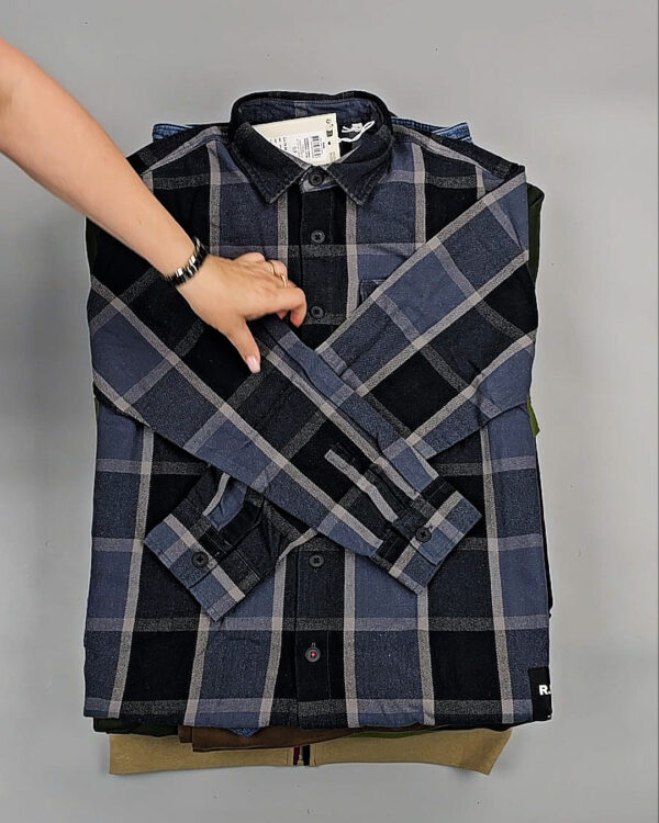 Фотография  890 - BLEND HE + Winter 075#13 кг, ЛОТ №СТ-9258 оптом в Майкопе и Адыгее