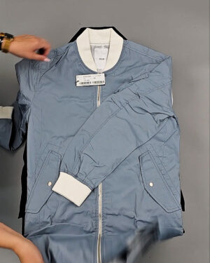 Фотография 611 - Верхняя одежда Корея 085#15 кг, ЛОТ № СТ-9246 оптом в Майкопе и Адыгее