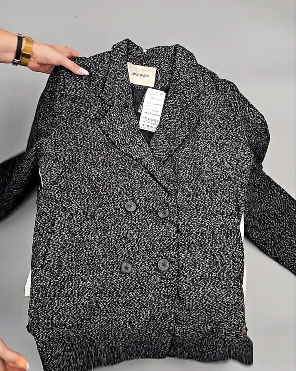 Фотография  627 - Верхняя одежда Корея 085#15 кг оптом в Майкопе и Адыгее