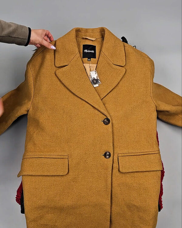 Фотография  367 - Верхняя одежда женская CAN 104#15 кг, ЛОТ СТ-9352 оптом в Майкопе и Адыгее