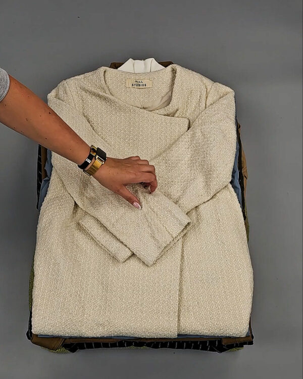 Фотография  502 - Верхняя одежда Корея 085#15 кг оптом в Майкопе и Адыгее