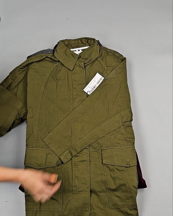 Фотография  987 - Верхняя одежда Корея 085#15 кг, ЛОТ № СТ-9246 оптом в Майкопе и Адыгее