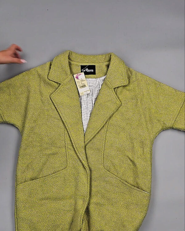 Фотография  890 - Верхняя одежда Корея 085#15 кг оптом в Майкопе и Адыгее