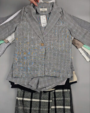 Фотография  666 - Комплекты жен Корея 085#5 кг, ЛОТ СТ-9572 оптом в Майкопе и Адыгее