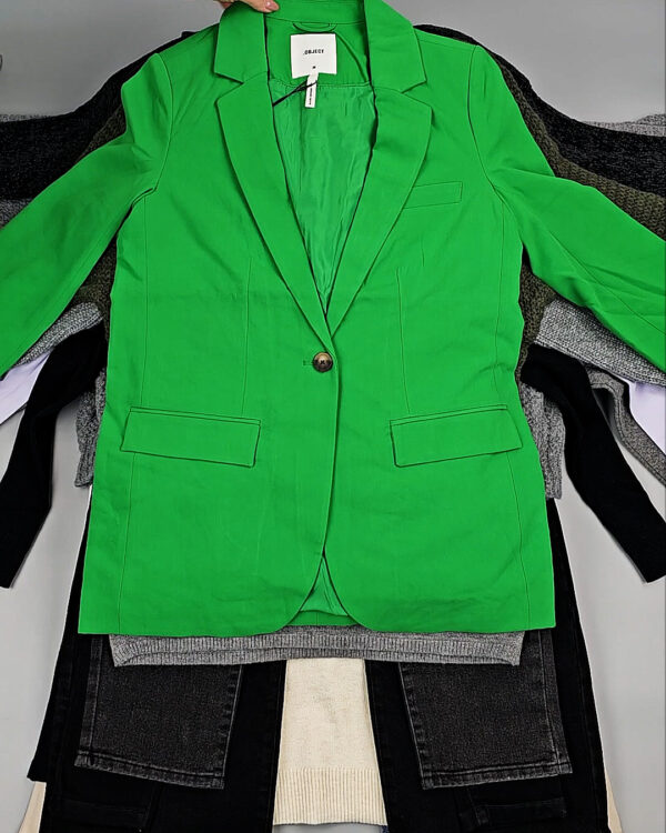 Фотография  463 - Bestseller Winter mix 104#15 кг, ЛОТ № СТ-9526 оптом в Майкопе и Адыгее