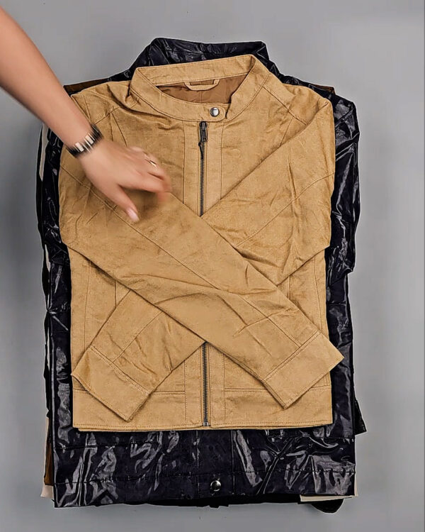 Фотография  915 - Ветровки Bestseller+DK 035#10 кг, ЛОТ СТ-9396 оптом в Майкопе и Адыгее