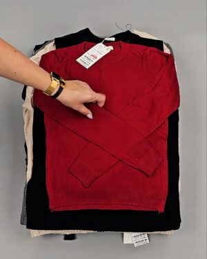 Фотография  771 - Джемпера Корея 085#7 кг, ЛОТ СТ-9415 оптом в Майкопе и Адыгее