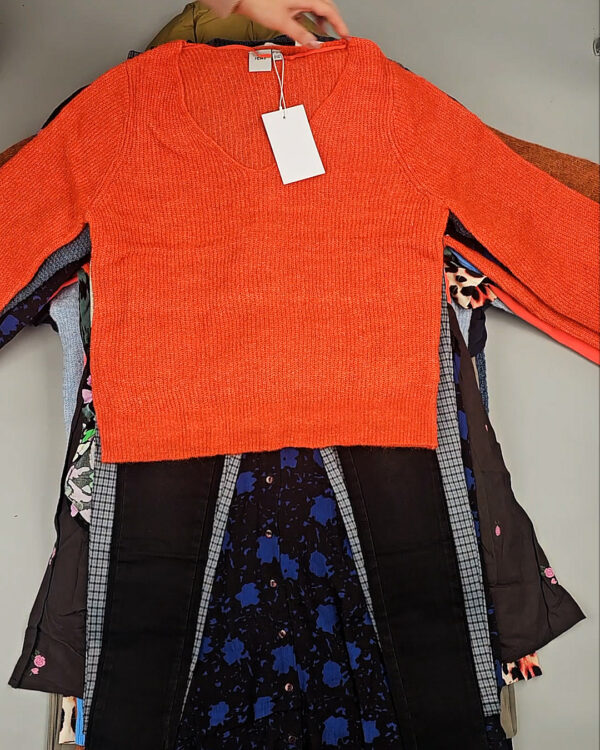 Фотография  200 - ICHI Winter mix 104#15 кг, ЛОТ СТ-9594 оптом в Майкопе и Адыгее