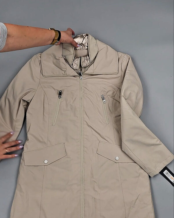 Фотография  410 - Ветровки женские CAN 104#12,4 кг, ЛОТ СТ-9403 оптом в Майкопе и Адыгее