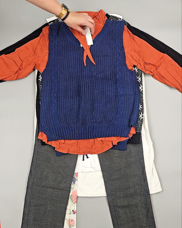 Фотография  475 - Комплекты жен Корея 085#5 кг, ЛОТ СТ-9573 оптом в Майкопе и Адыгее