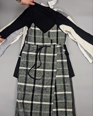 Фотография  603 - Комплекты жен Корея 085#5 кг, ЛОТ СТ-9572 оптом в Майкопе и Адыгее