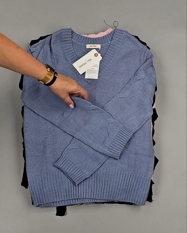 Фотография  553 - Джемпера Корея 085#7 кг, ЛОТ СТ-9415 оптом в Майкопе и Адыгее